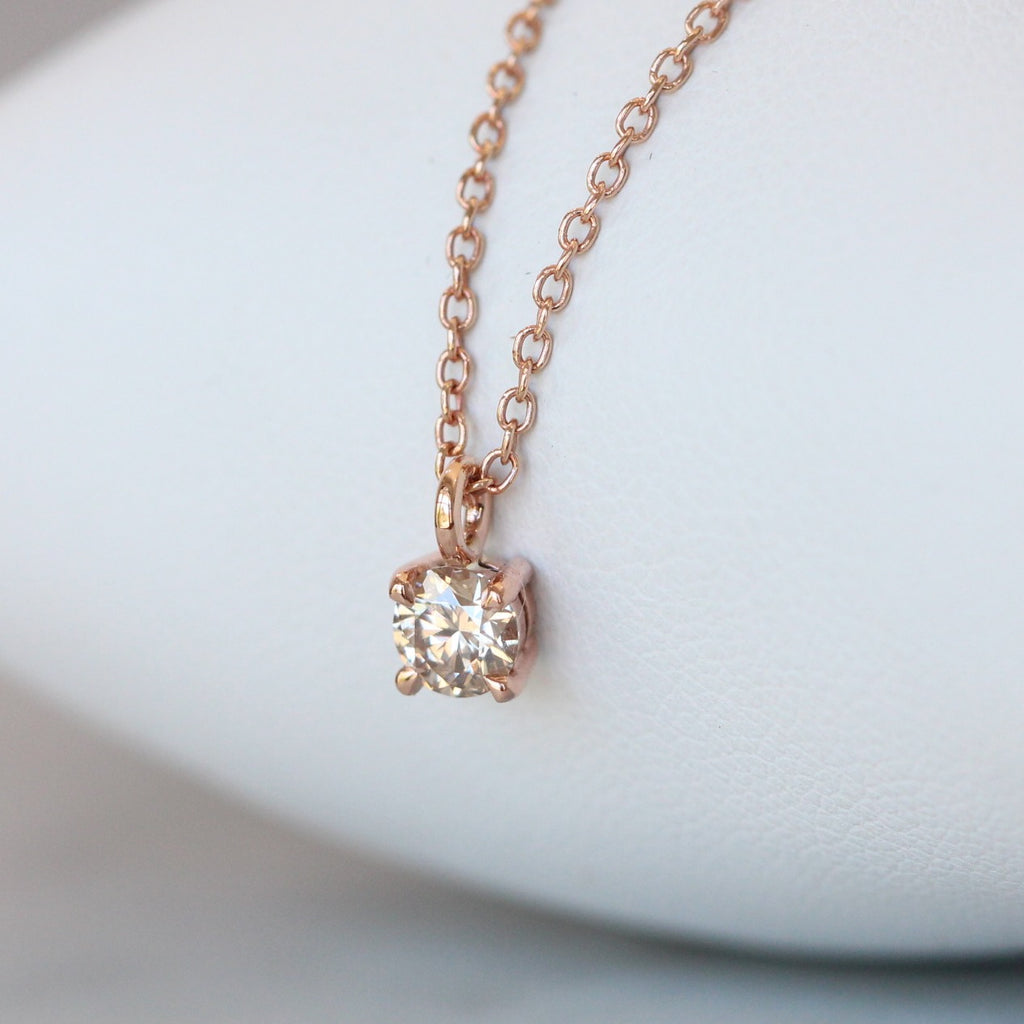 ONE OF A KIND ROUND ARGYLE / NECKLACE