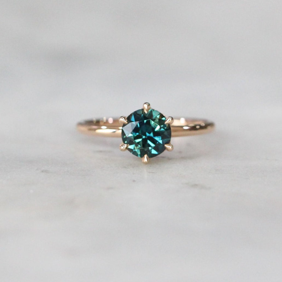 ROUND PARTI SAPPHIRE / SOLITAIRE RING II