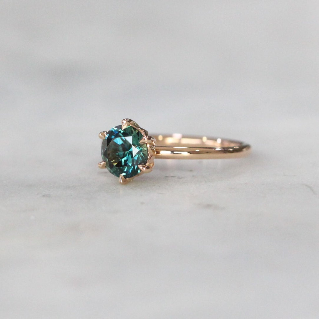ROUND PARTI SAPPHIRE / SOLITAIRE RING II