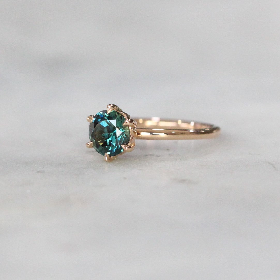 ROUND PARTI SAPPHIRE / SOLITAIRE RING II