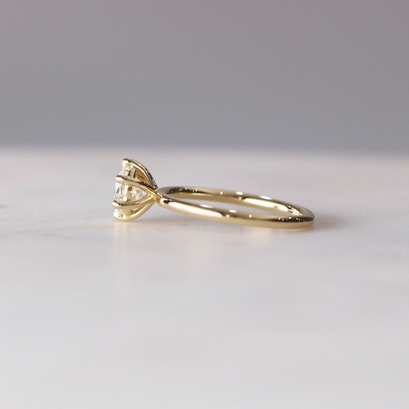 SOPHIE MOISSANITE / SOLITAIRE RING