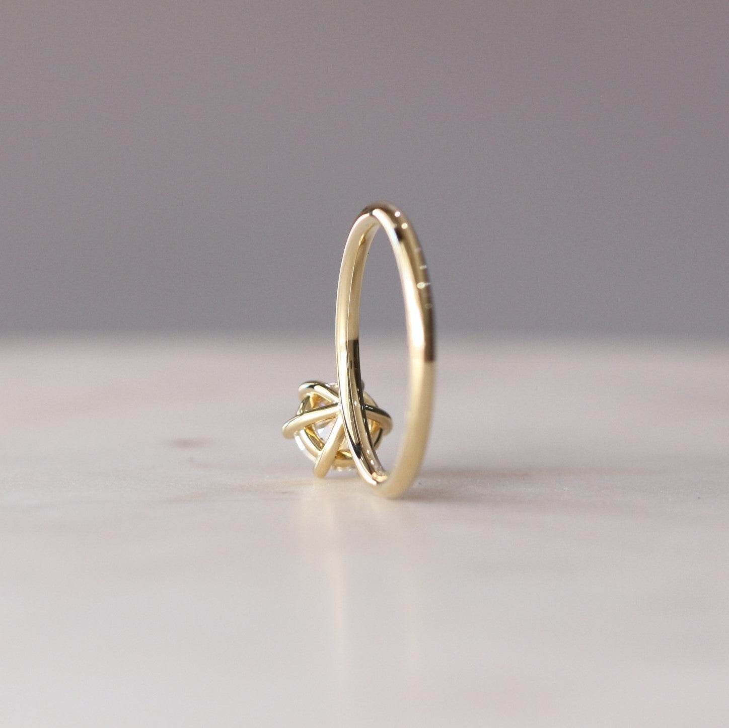 SOPHIE MOISSANITE / SOLITAIRE RING