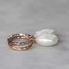 CLASSIC PEARL / HOOP EARRINGS