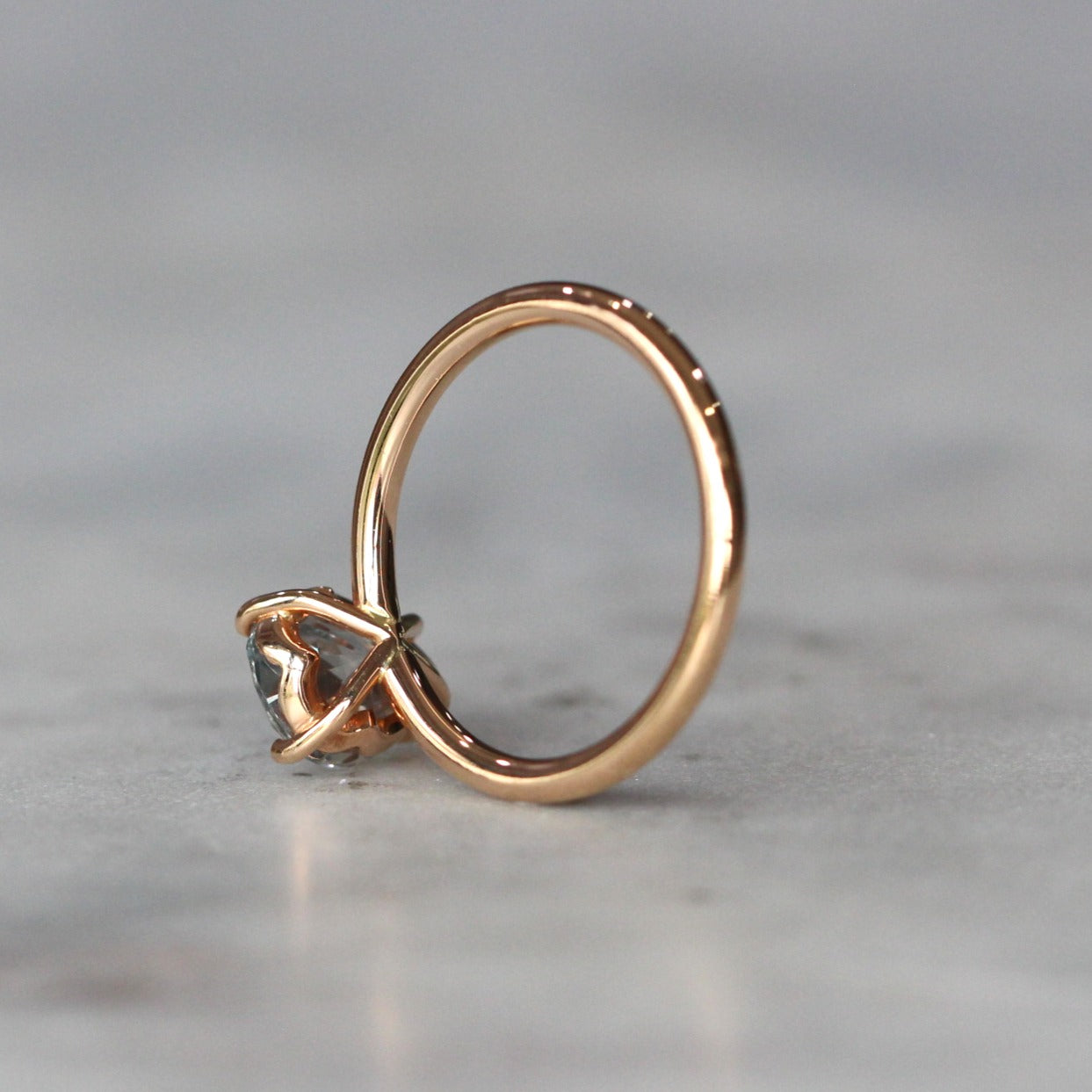 PEAR / GREY CEYLON SAPPHIRE RING II