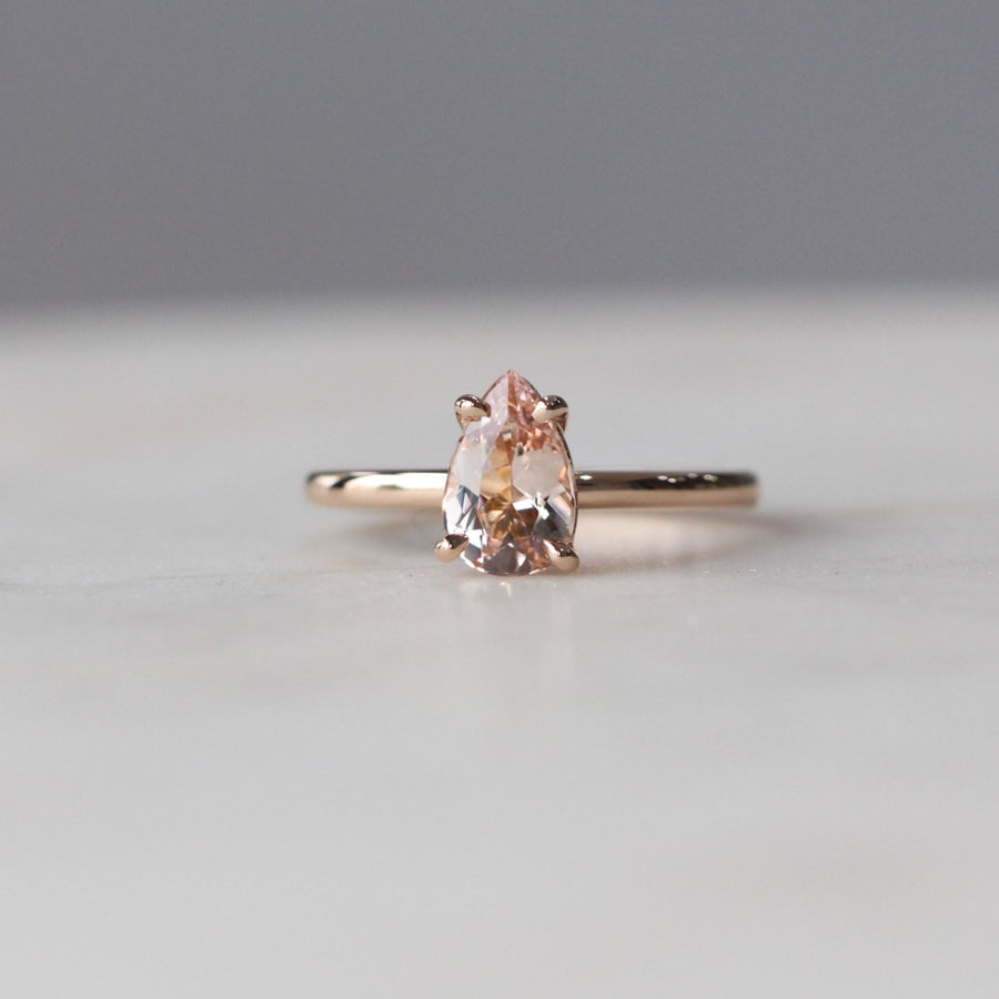 PEAR / MORGANITE SOLITAIRE RING