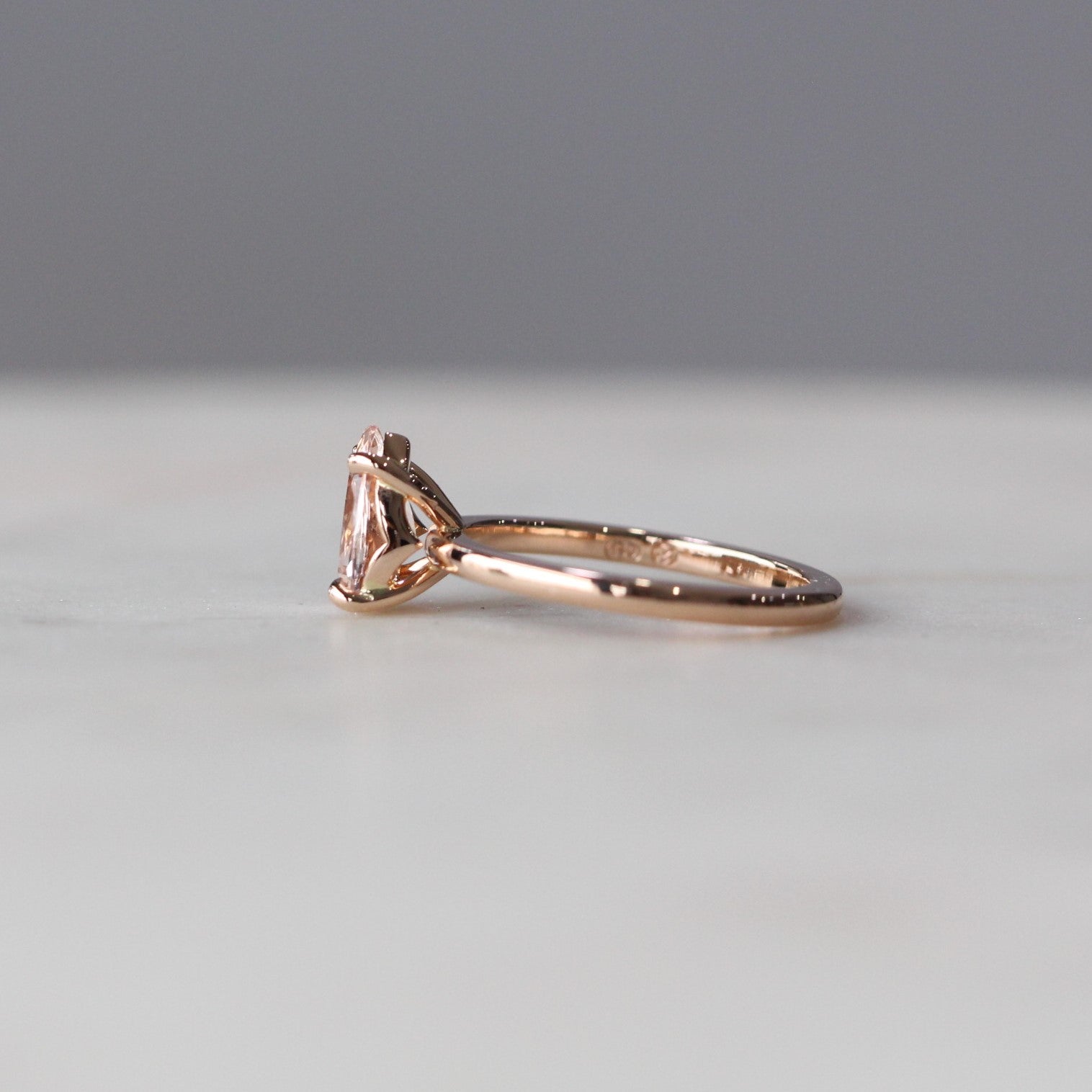 PEAR / MORGANITE SOLITAIRE RING