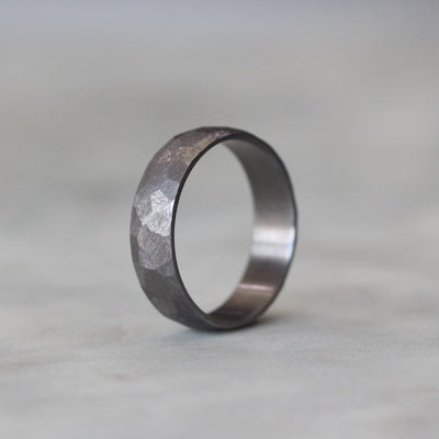 TANTALUM TEXTURED / WEDDING BAND