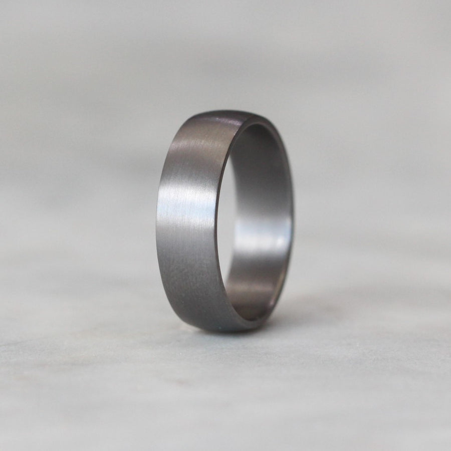 TANTALUM HALF ROUND / WEDDING BAND