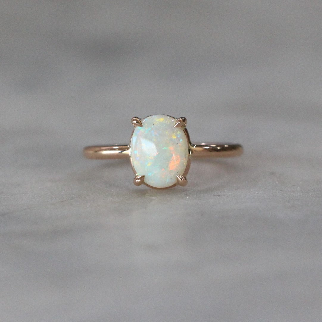 OPAL / OVAL RING