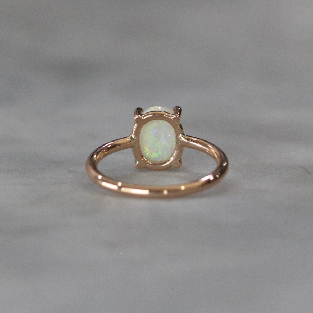 OPAL / OVAL RING