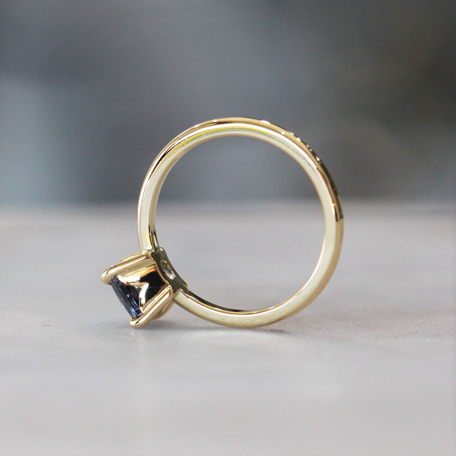 LAVENDER RADIANT SPINEL RING