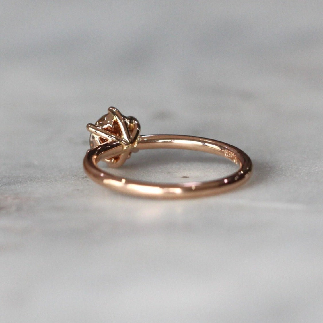 CHAMPAGNE ARGYLE / SOLITAIRE RING