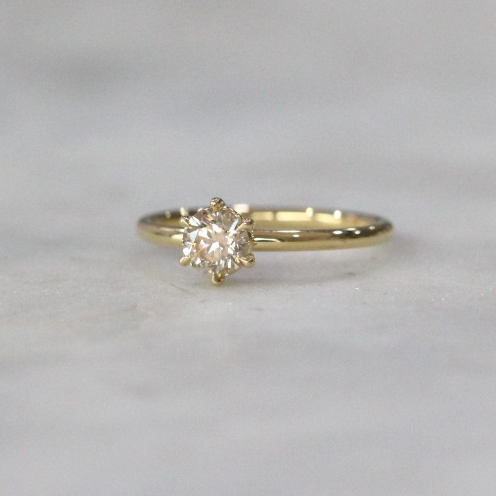 ROUND ARGYLE / SOLITAIRE RING II