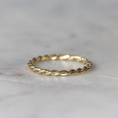 TWIST / RING
