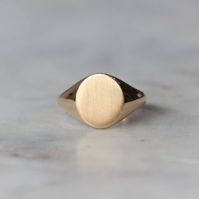 OVAL / SIGNET RING