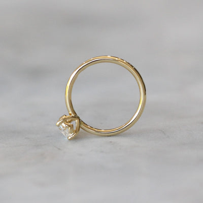 PEAR LAB CREATED DIAMOND / SOLITAIRE RING