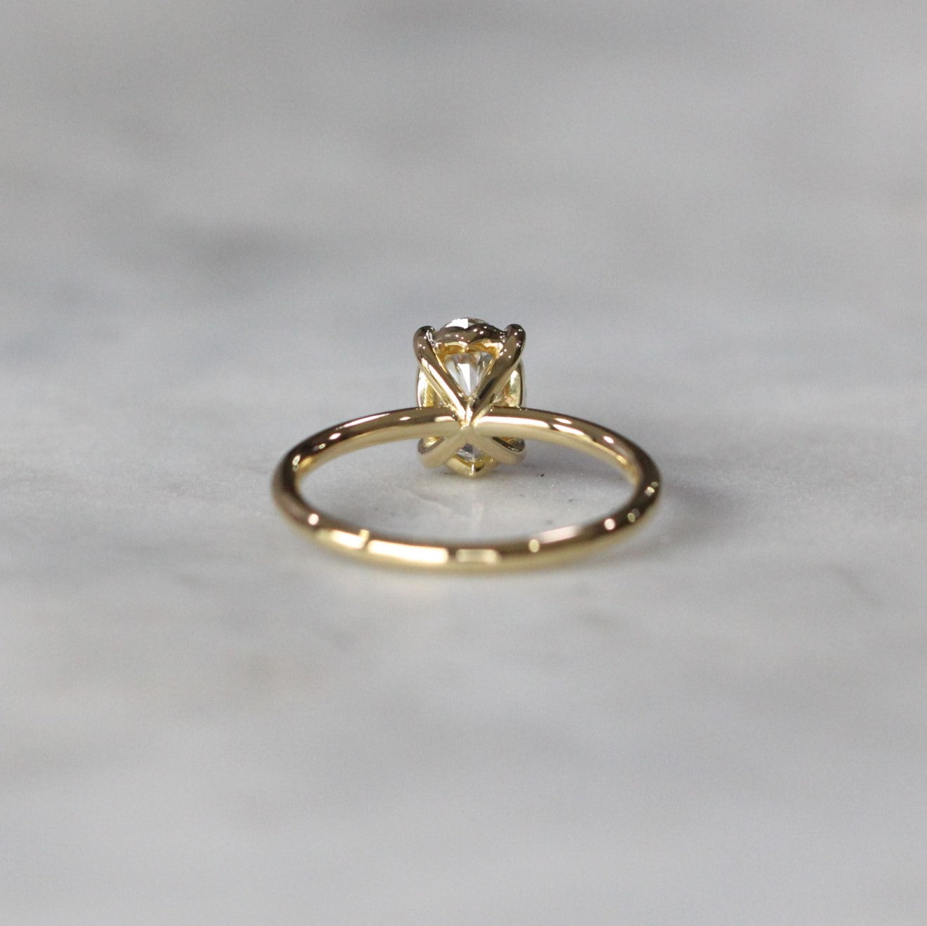OVAL LAB CREATED DIAMOND / SOLITAIRE RING Vi