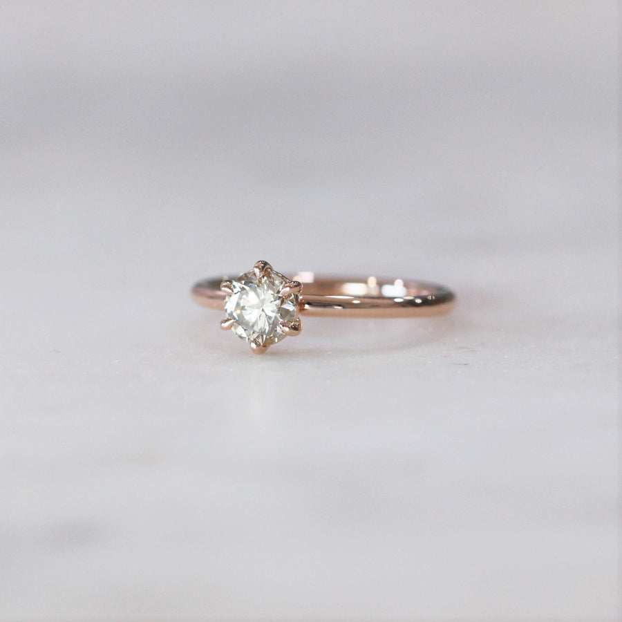 ARGYLE / SOLITAIRE RING Vi