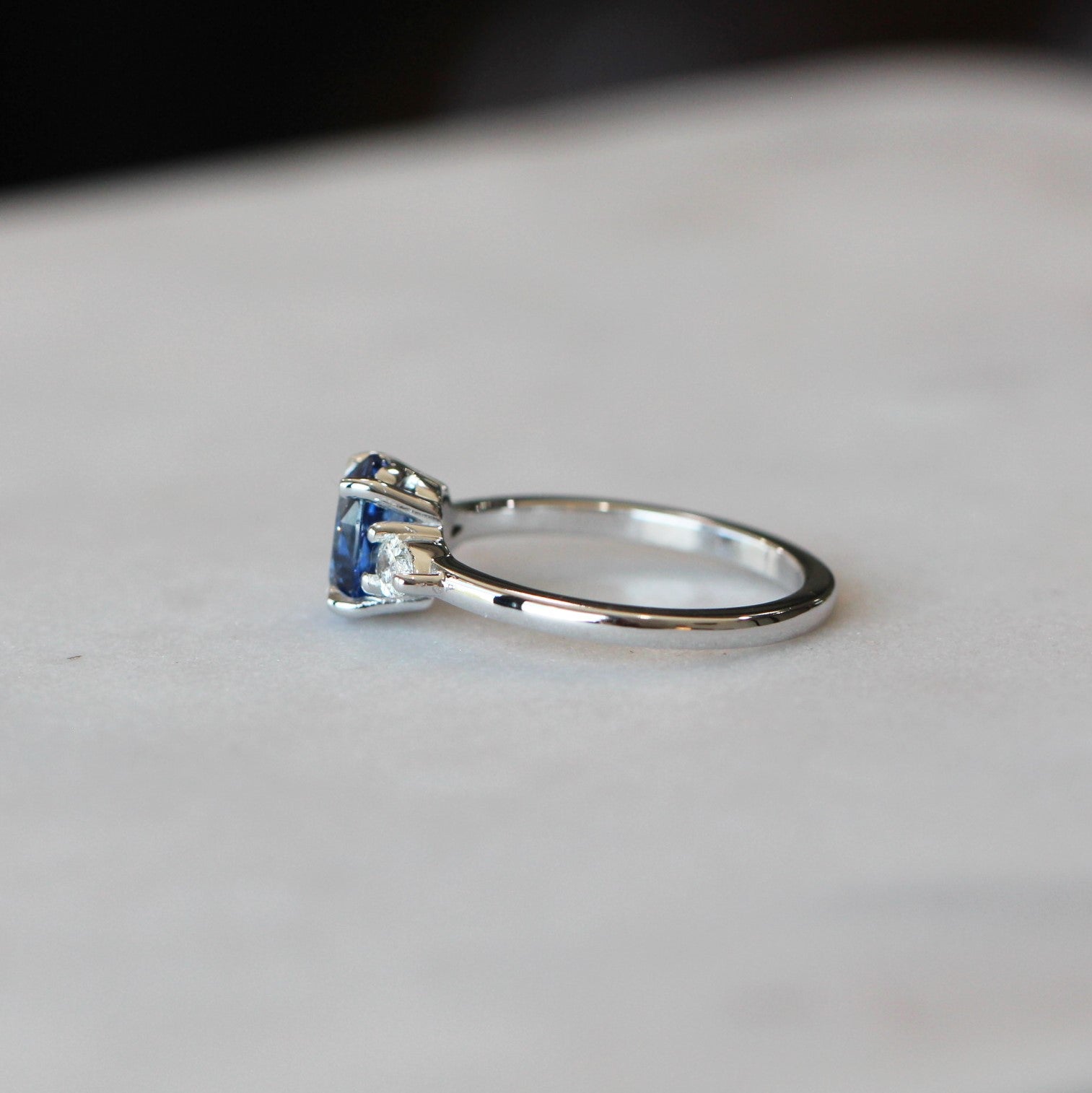 CEYLON / TRILOGY RING