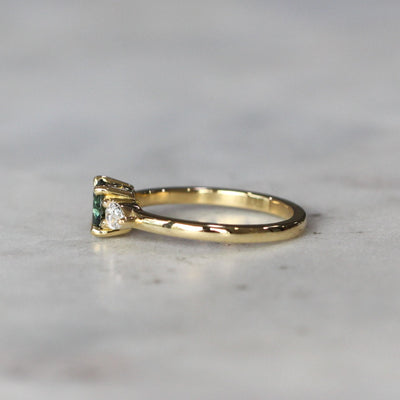 ROUND TEAL PARTI / TRILOGY RING