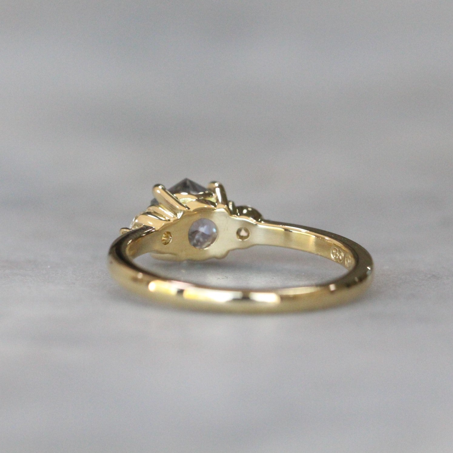 HEXAGONAL MONTANA / SAPPHIRE TRILOGY RING