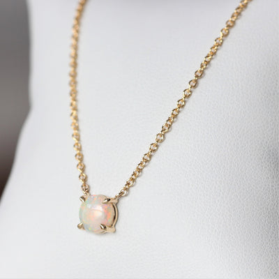 ROUND / OPAL NECKLACE