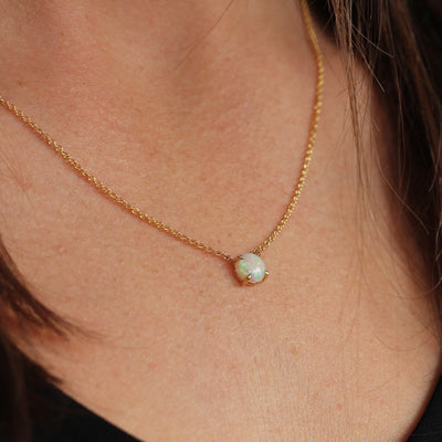 ROUND / OPAL NECKLACE