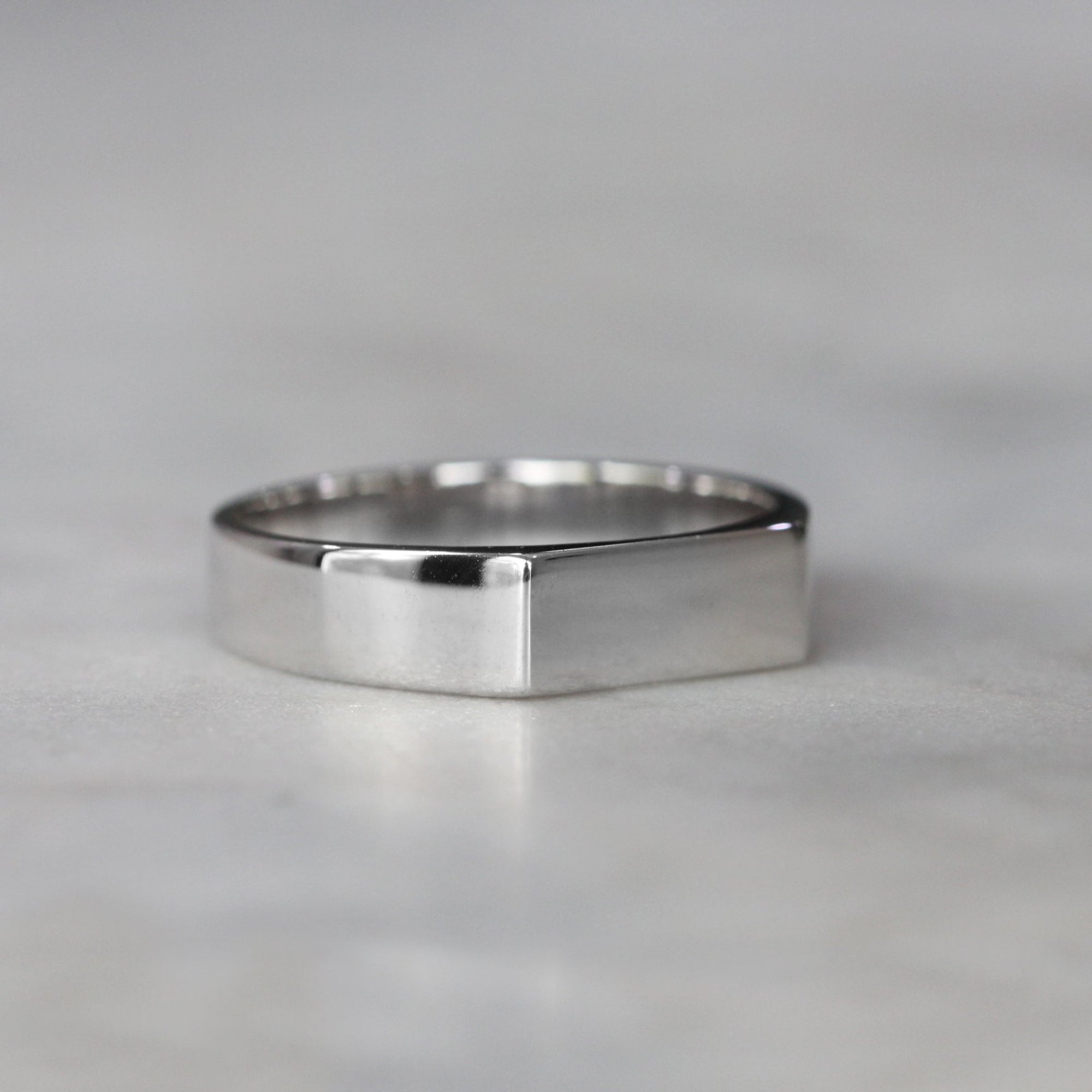 Slimline Rectangle Signet Ring side