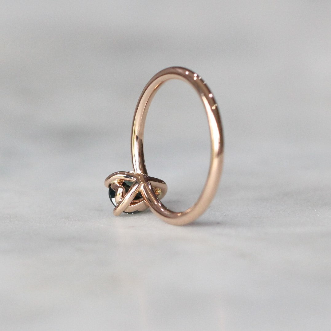 PEAR PARTI SAPPHIRE RING III