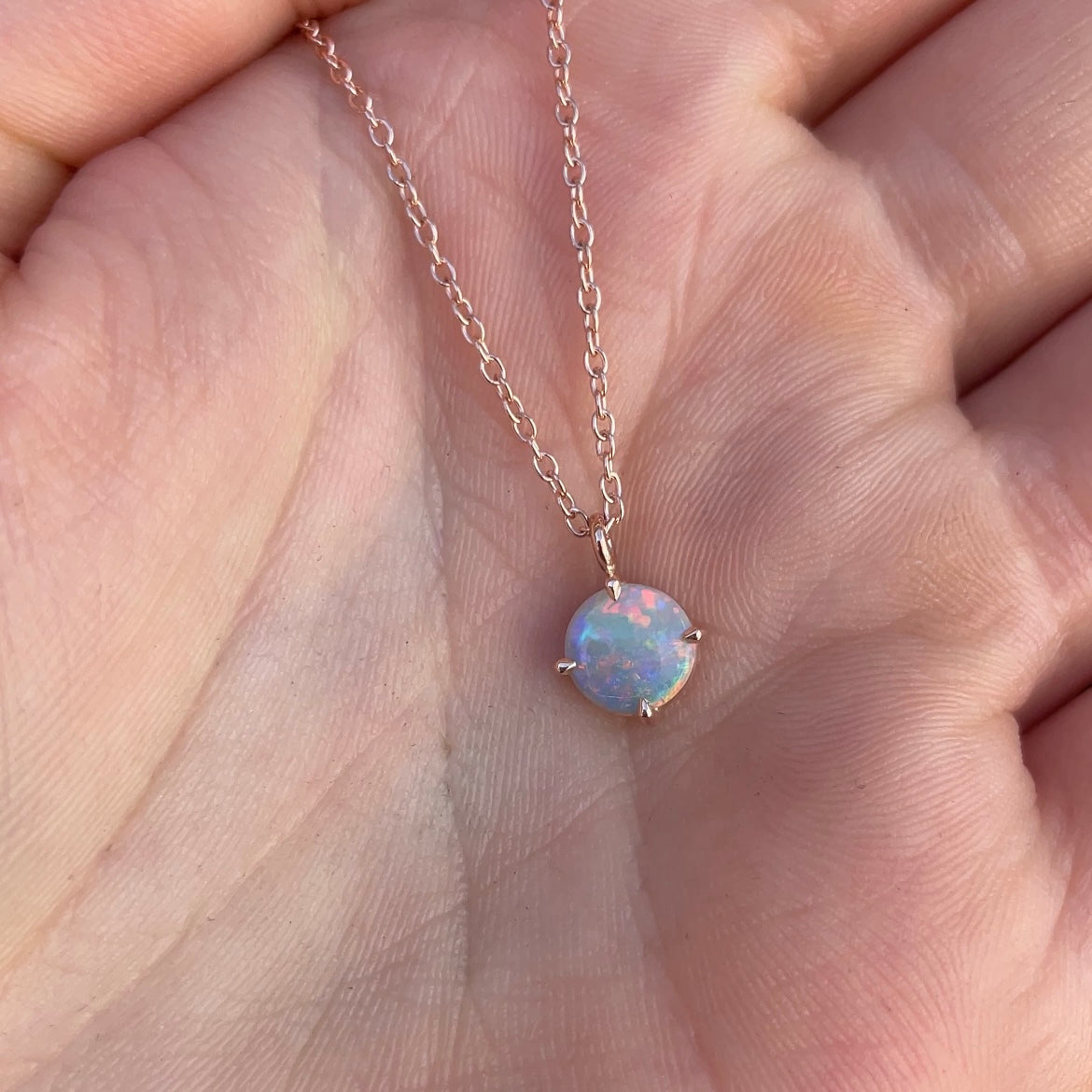 ROUND / OPAL NECKLACE II