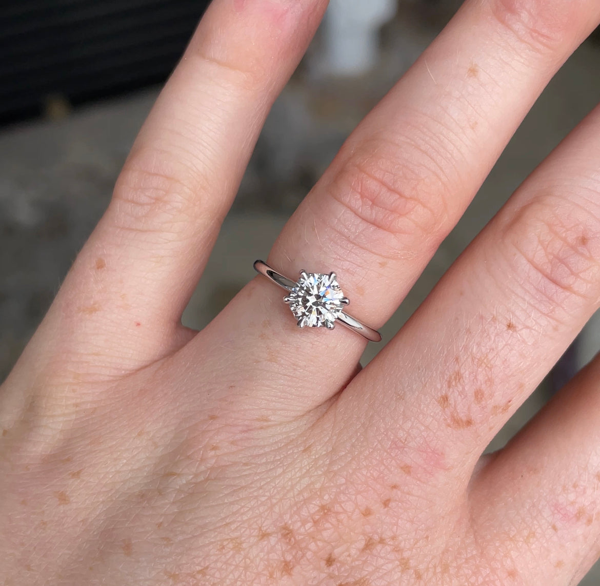 LAB CREATED / ROUND DIAMOND RING