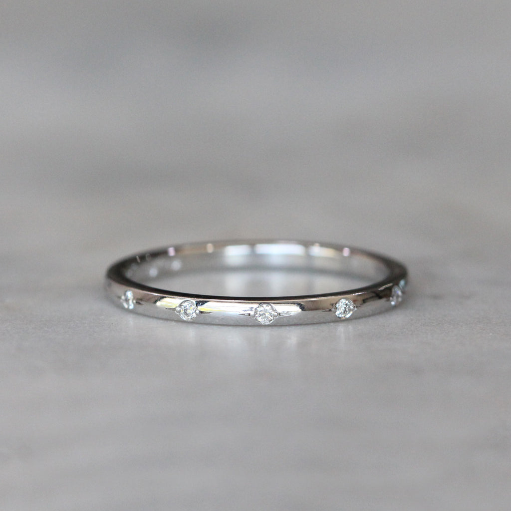 orbit diamond wedding band