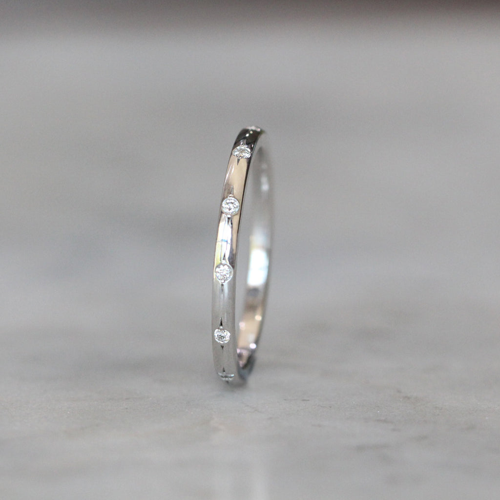 orbit diamond wedding band