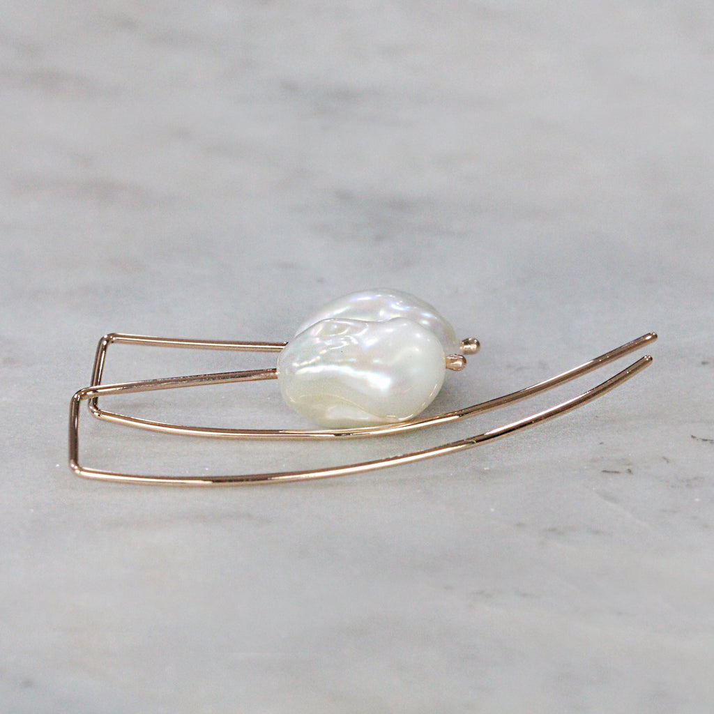 pearl trail earrings