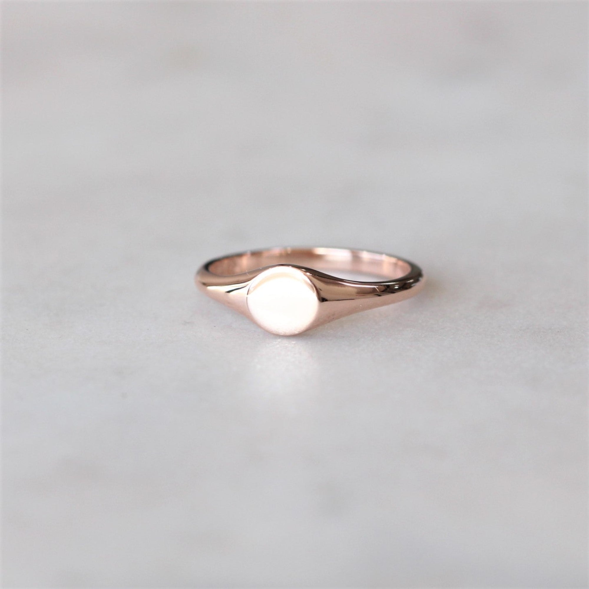 rose gold Round Signet Ring