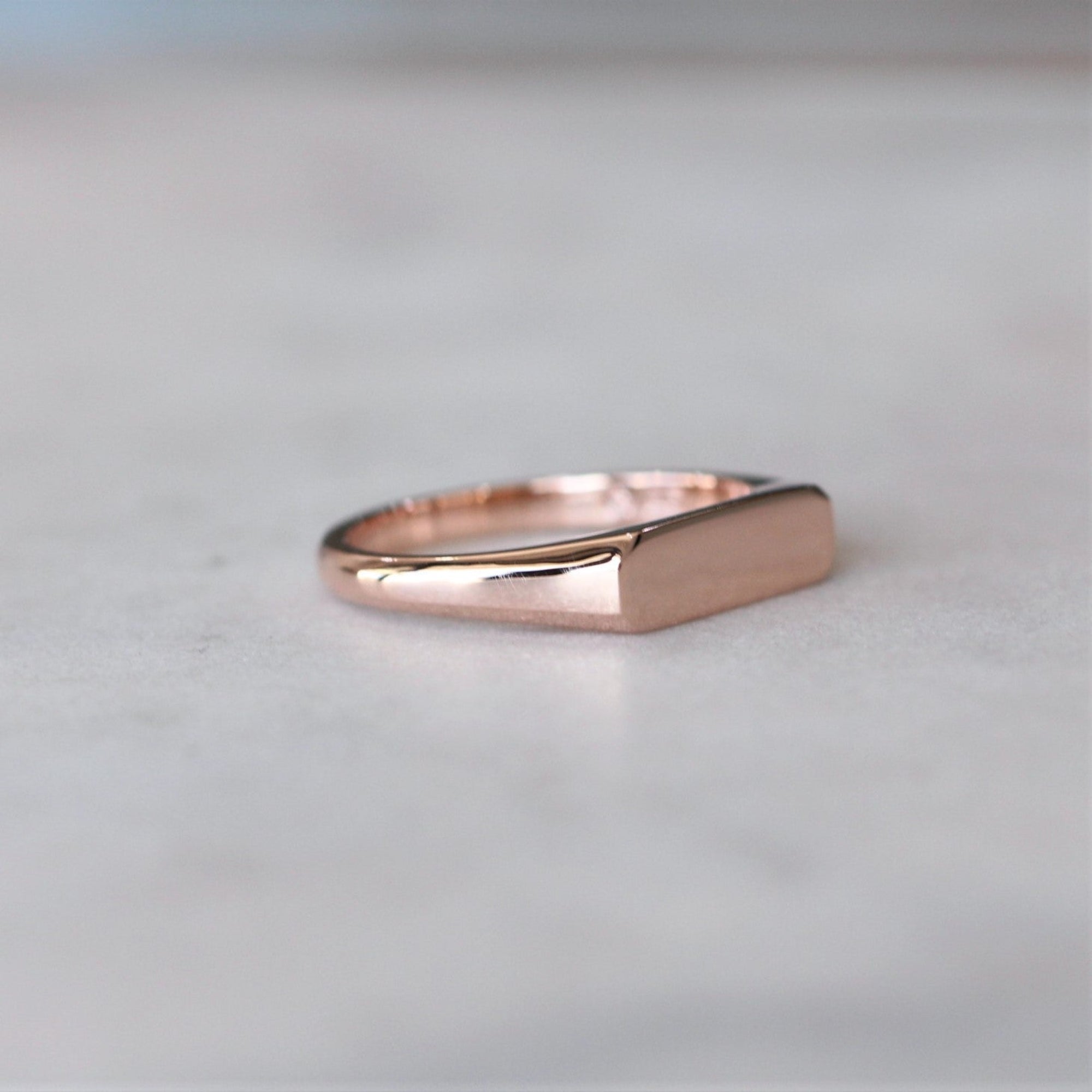 rose gold bar signet ring side view