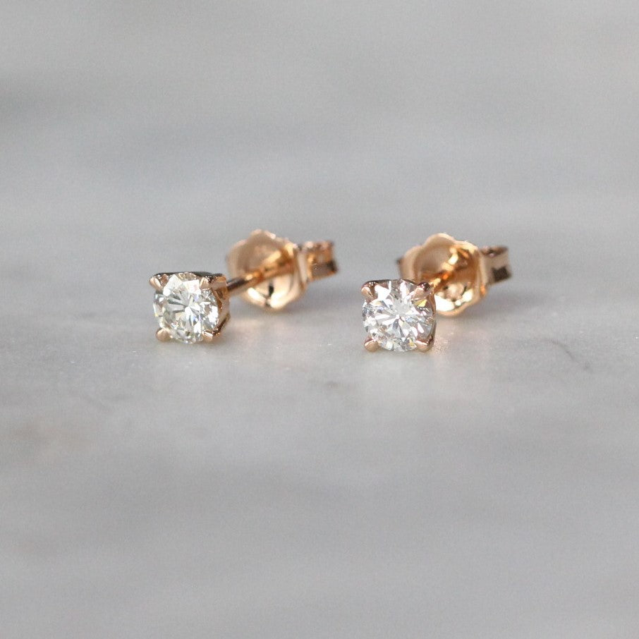 round cut White diamond stud earrings 