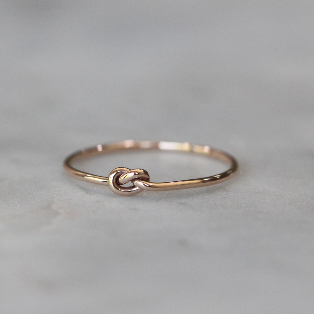 gold knot ring