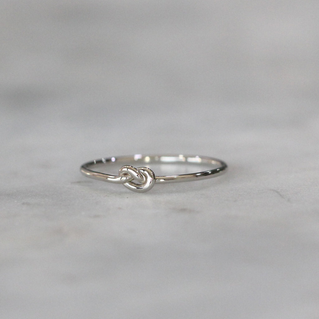 gold knot ring